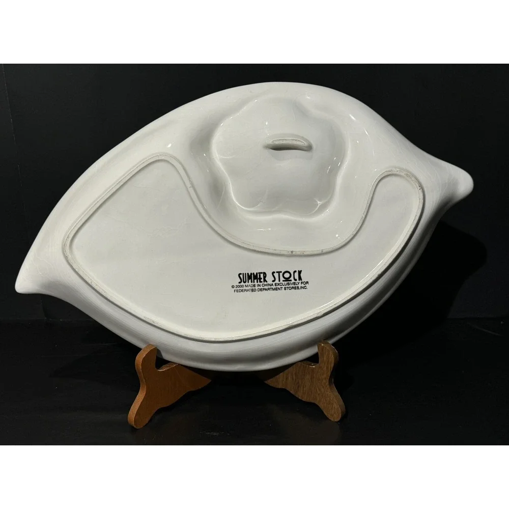 Summer Stock Chip N Dip Leaf Ceramic Bowl 2000‎ EUC
